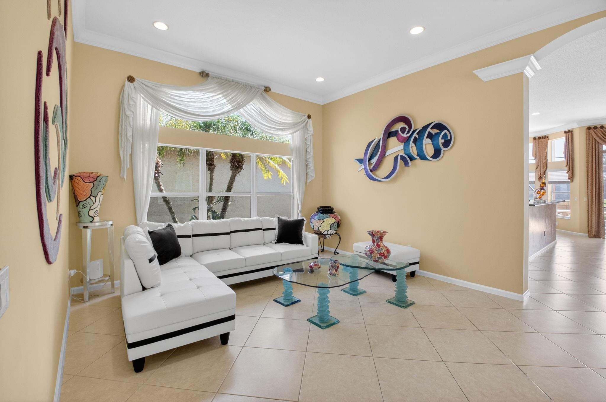 Valencia Shores 03 - Residential