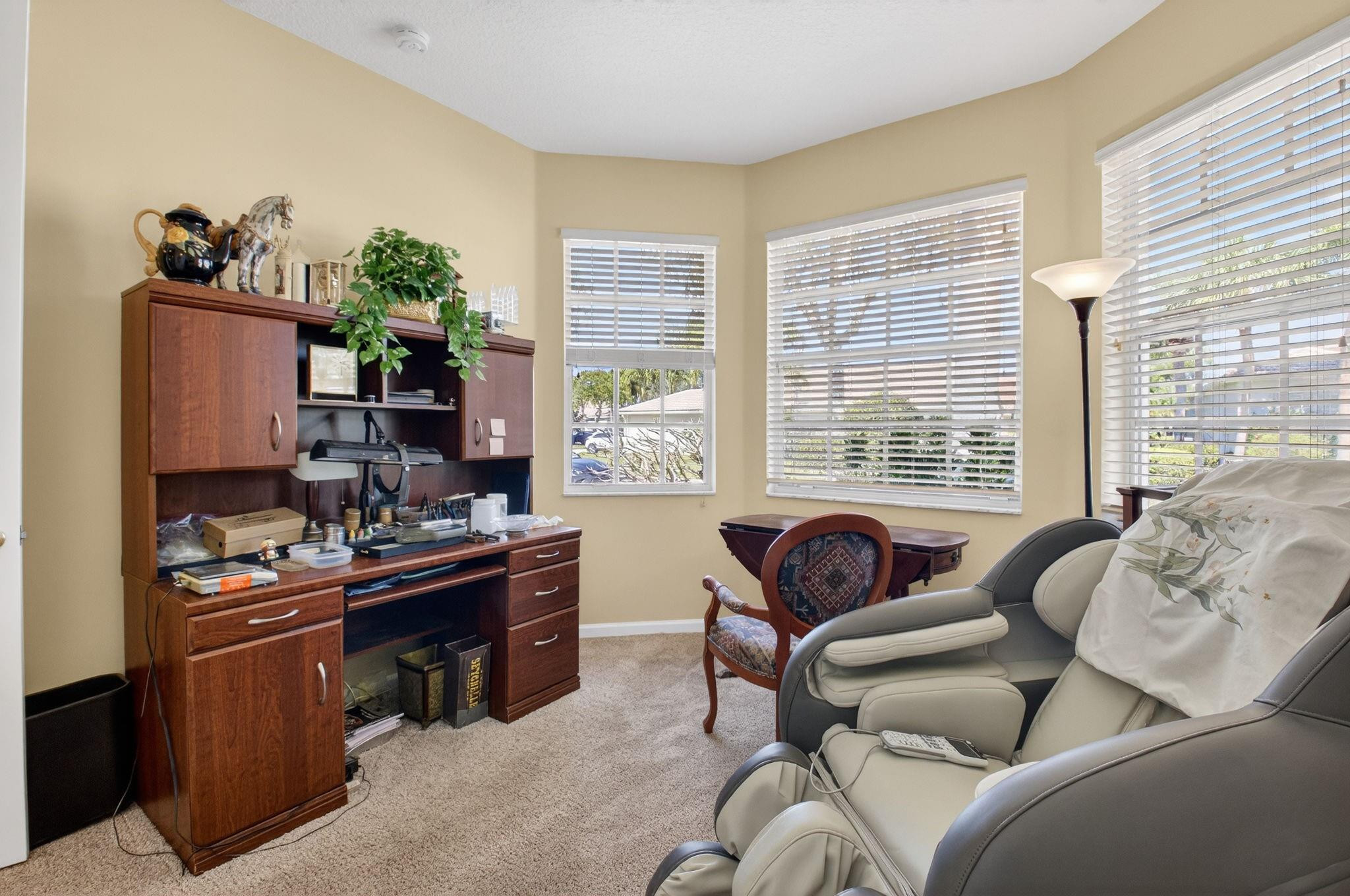 Valencia Shores 03 - Residential