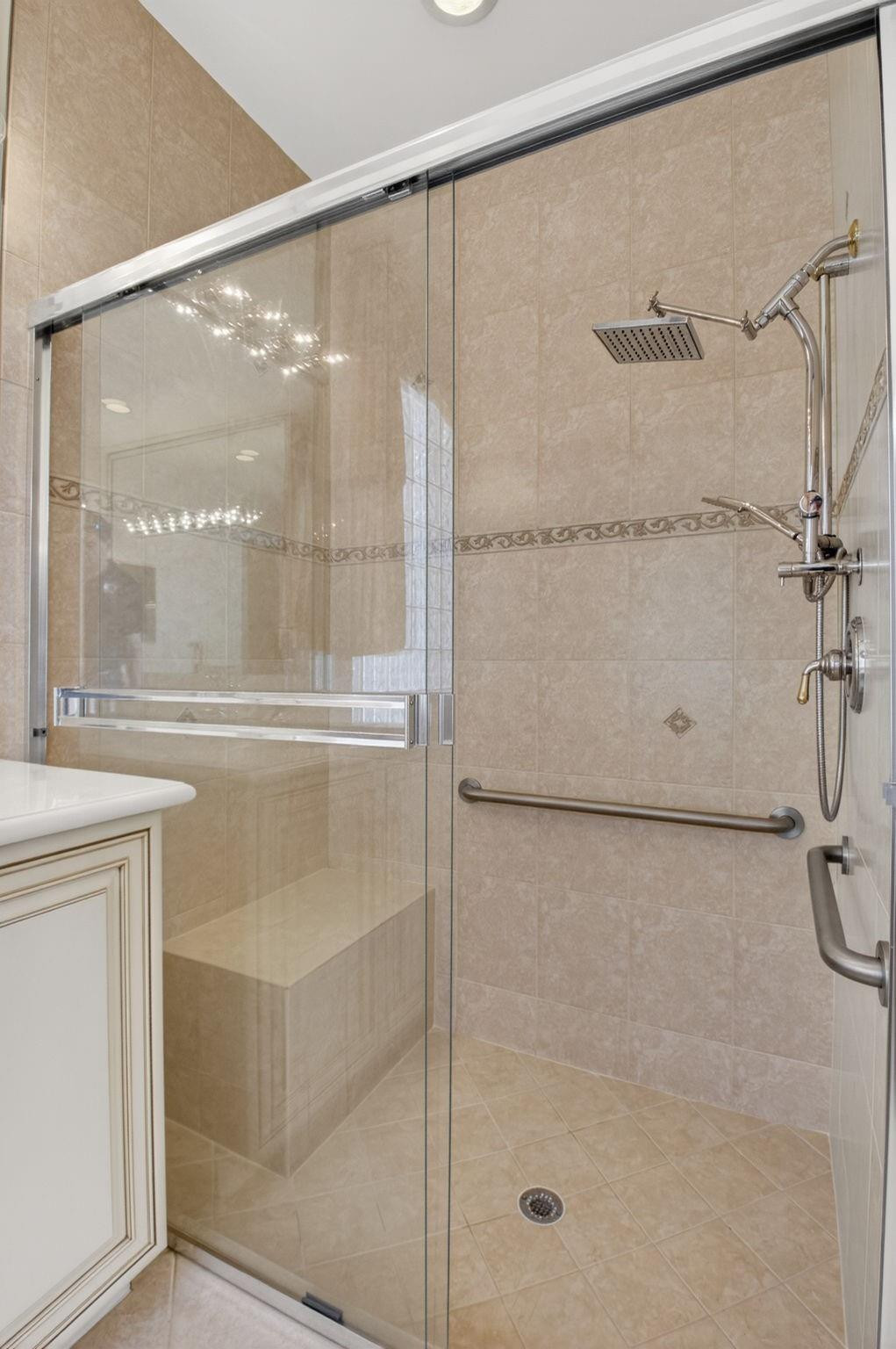 Valencia Shores 03 - Residential