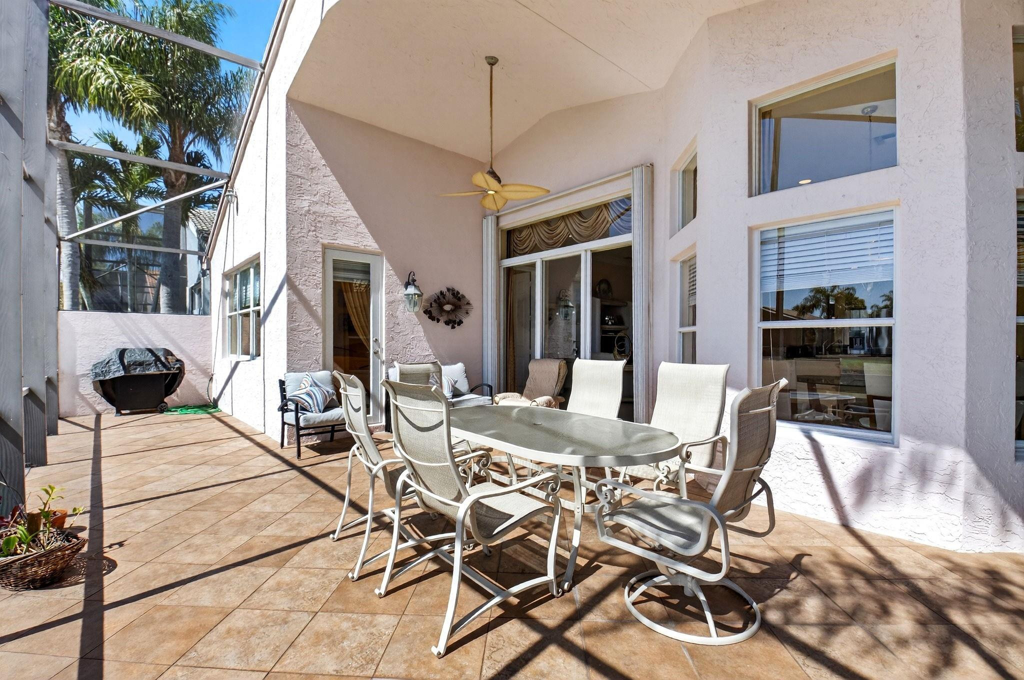 Valencia Shores 03 - Residential