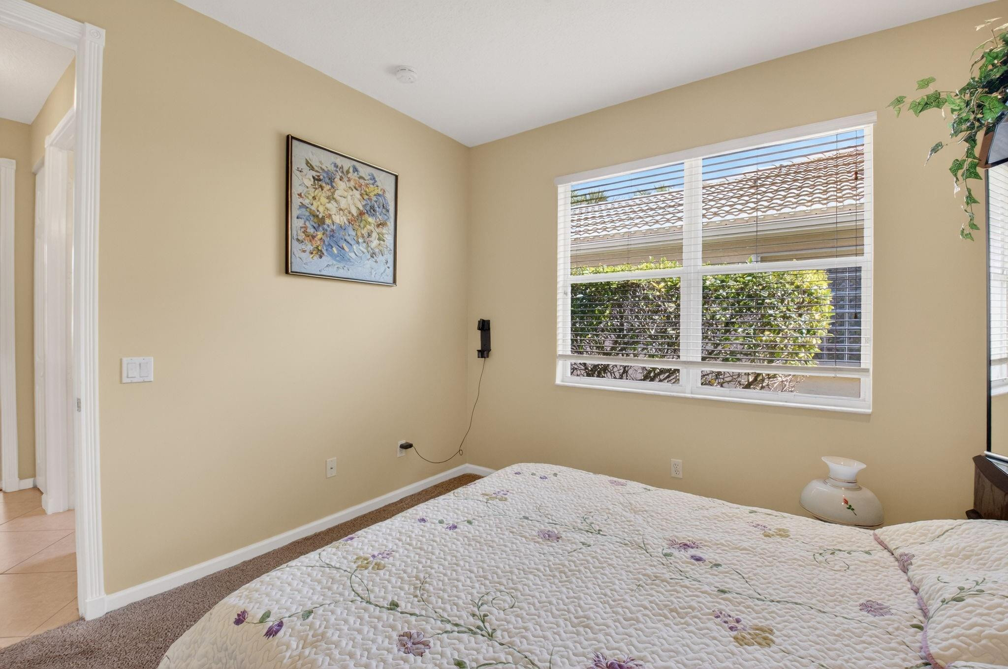 Valencia Shores 03 - Residential