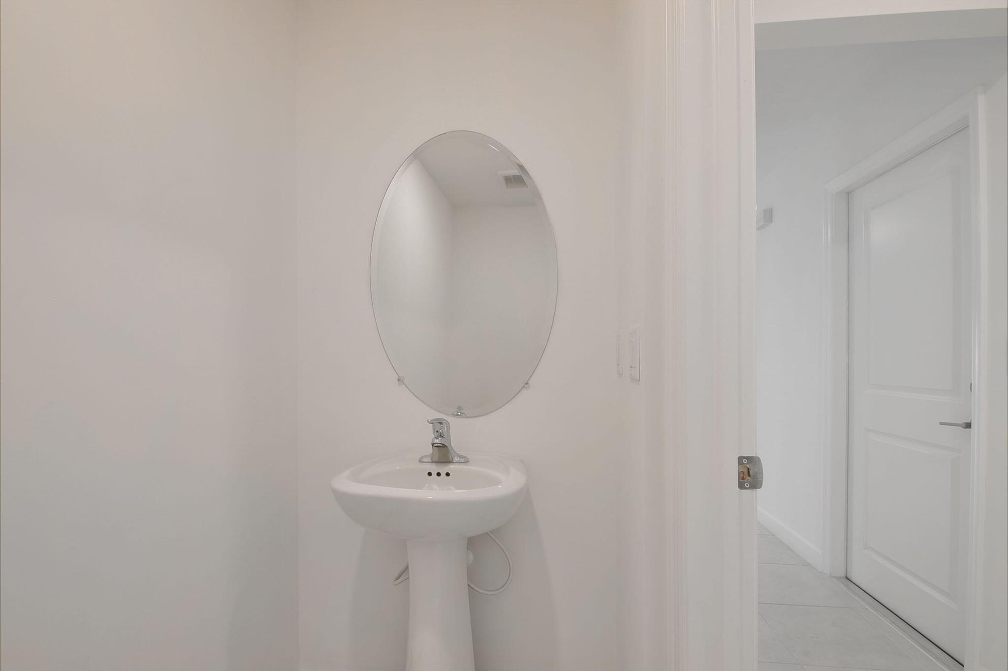 LAKEWOOD COVE - Residential Lease