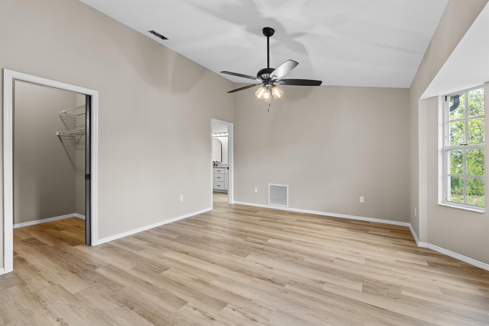 SILVER SPRINGS SHORES UNI - Residential