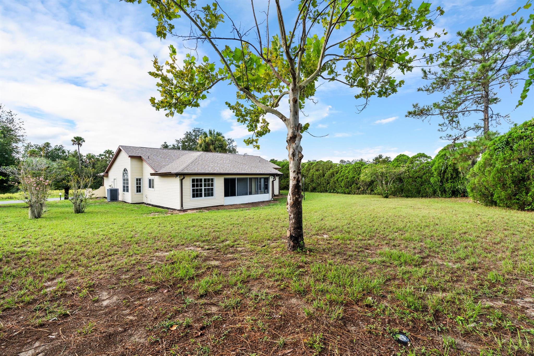 SILVER SPRINGS SHORES UNI - Residential