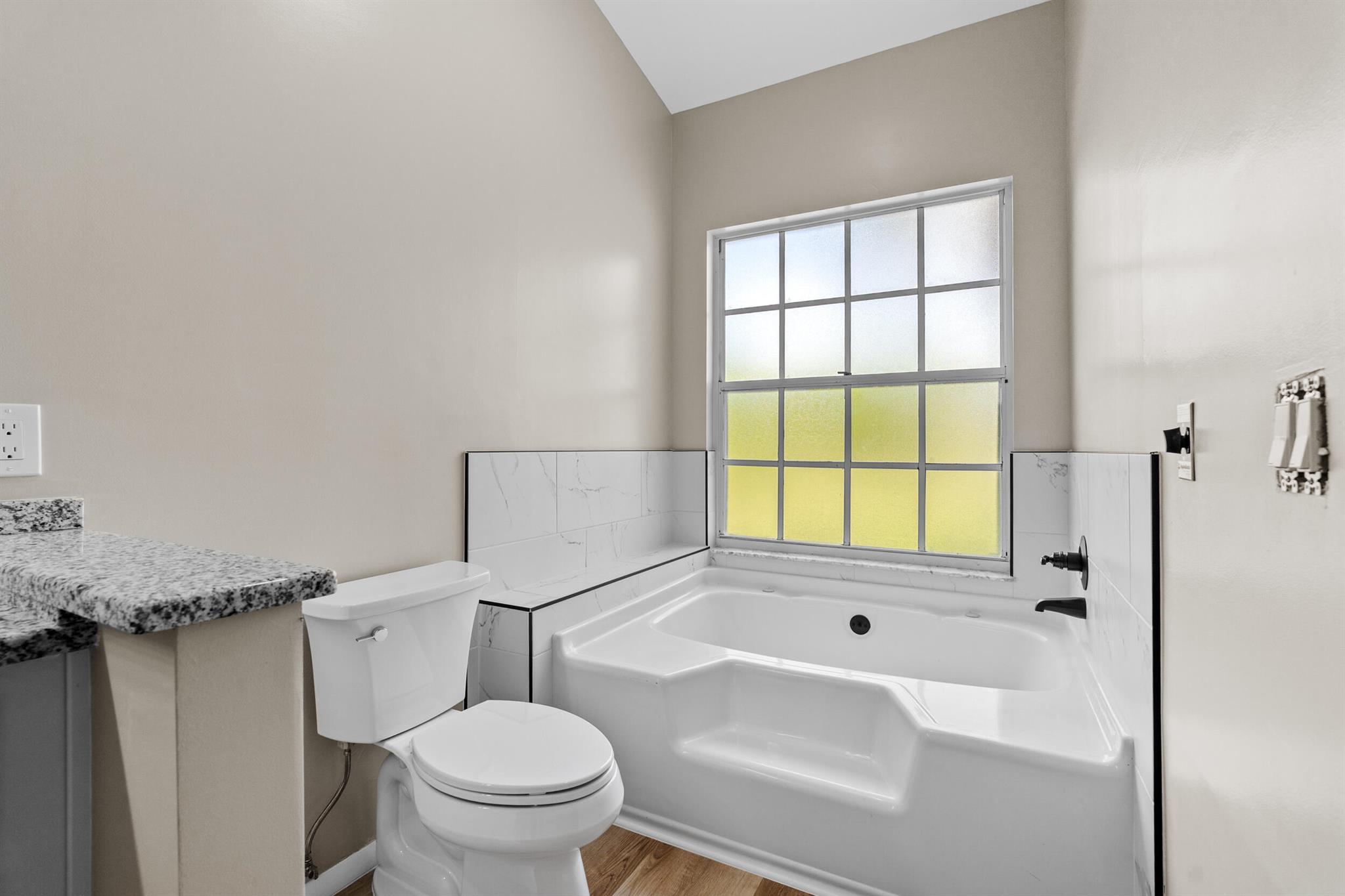 SILVER SPRINGS SHORES UNI - Residential