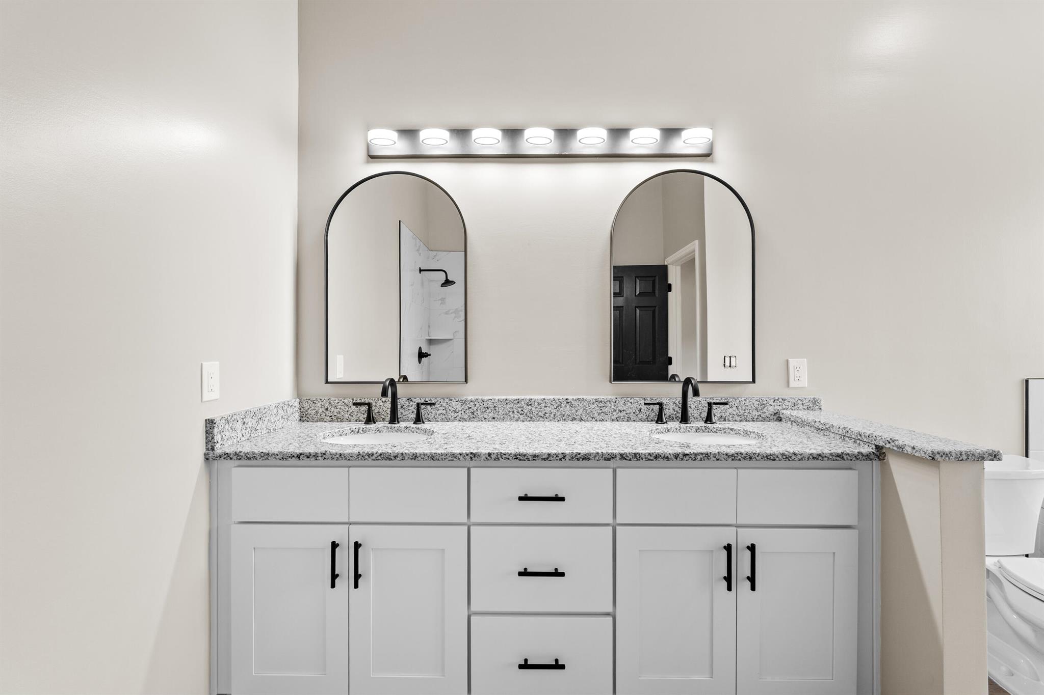 SILVER SPRINGS SHORES UNI - Residential