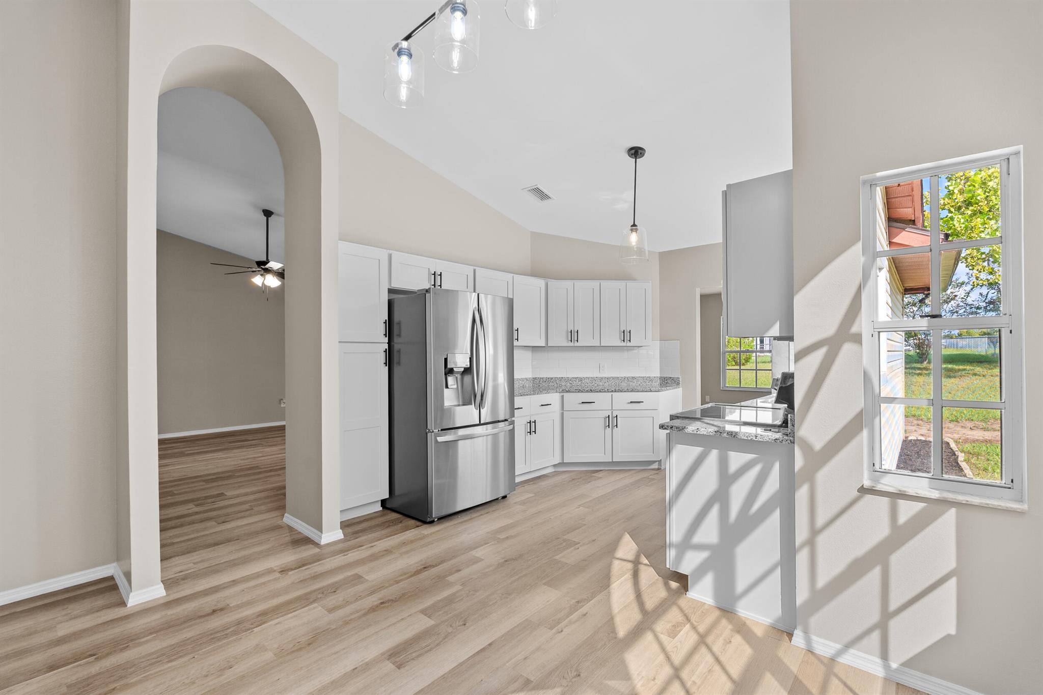 SILVER SPRINGS SHORES UNI - Residential