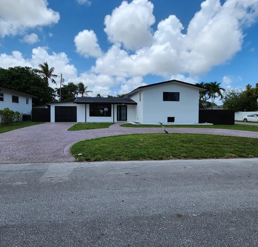 1275 NE 200th Terrace