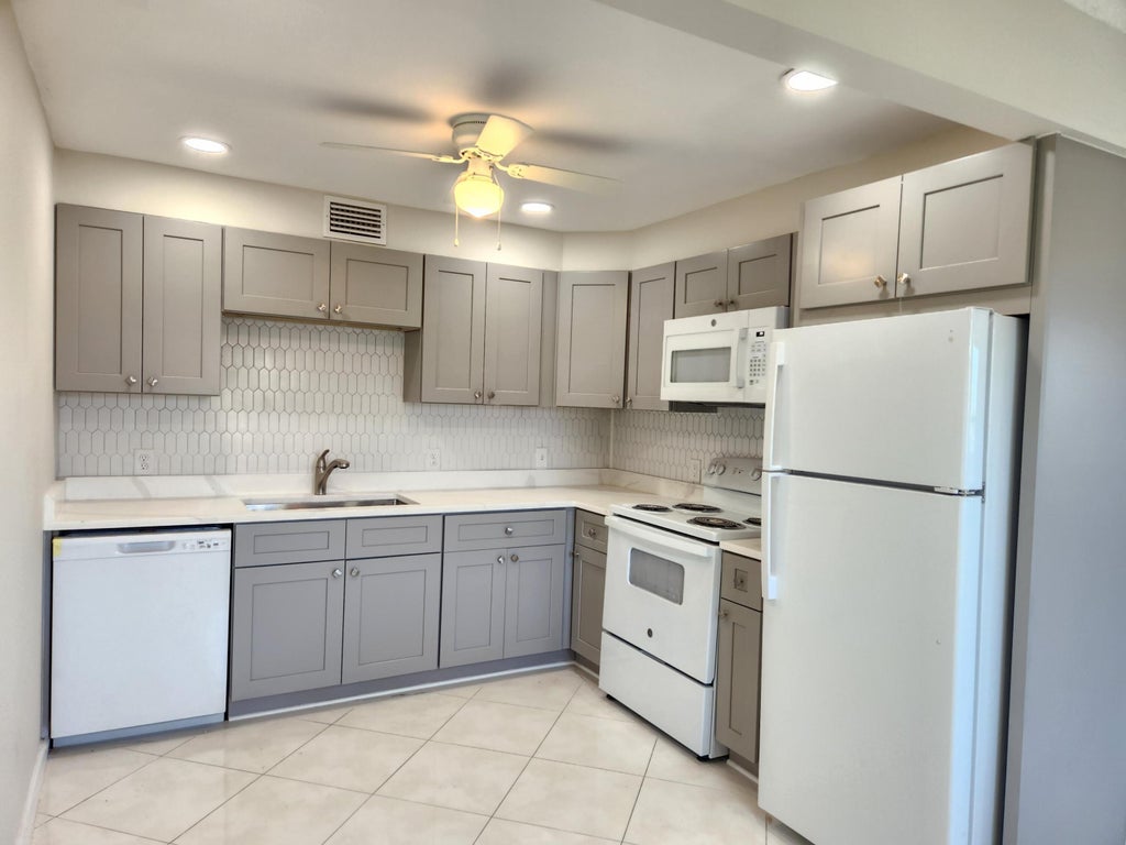 Photo of 3025 Newcastle B, Boca Raton, FL 33434 (MLS # B26071893)
