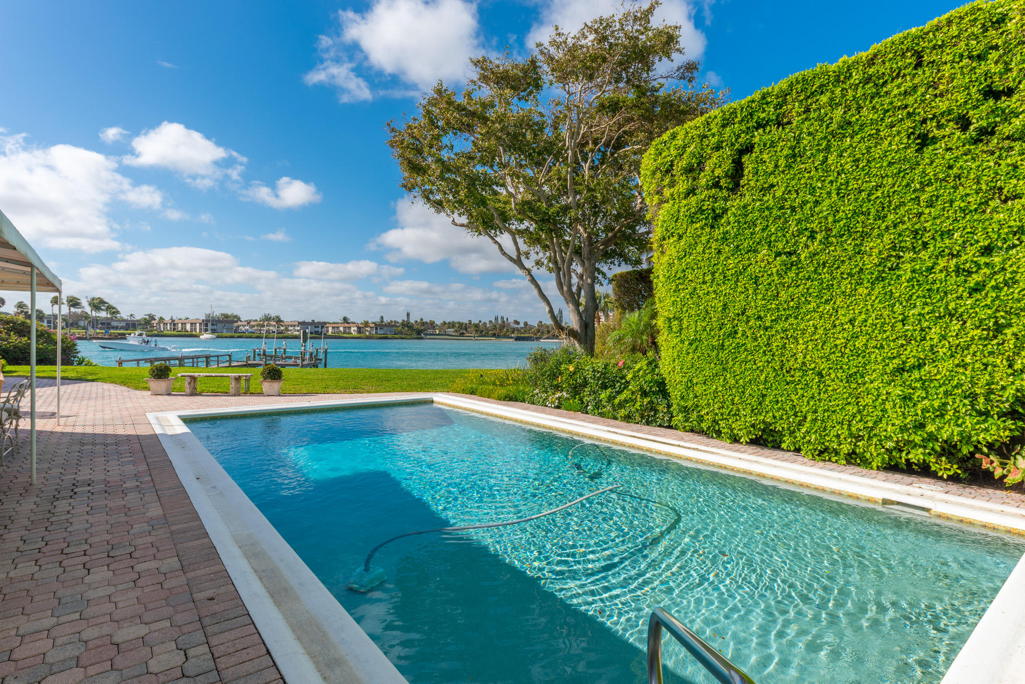 JUPITER INLET COLONY - Residential