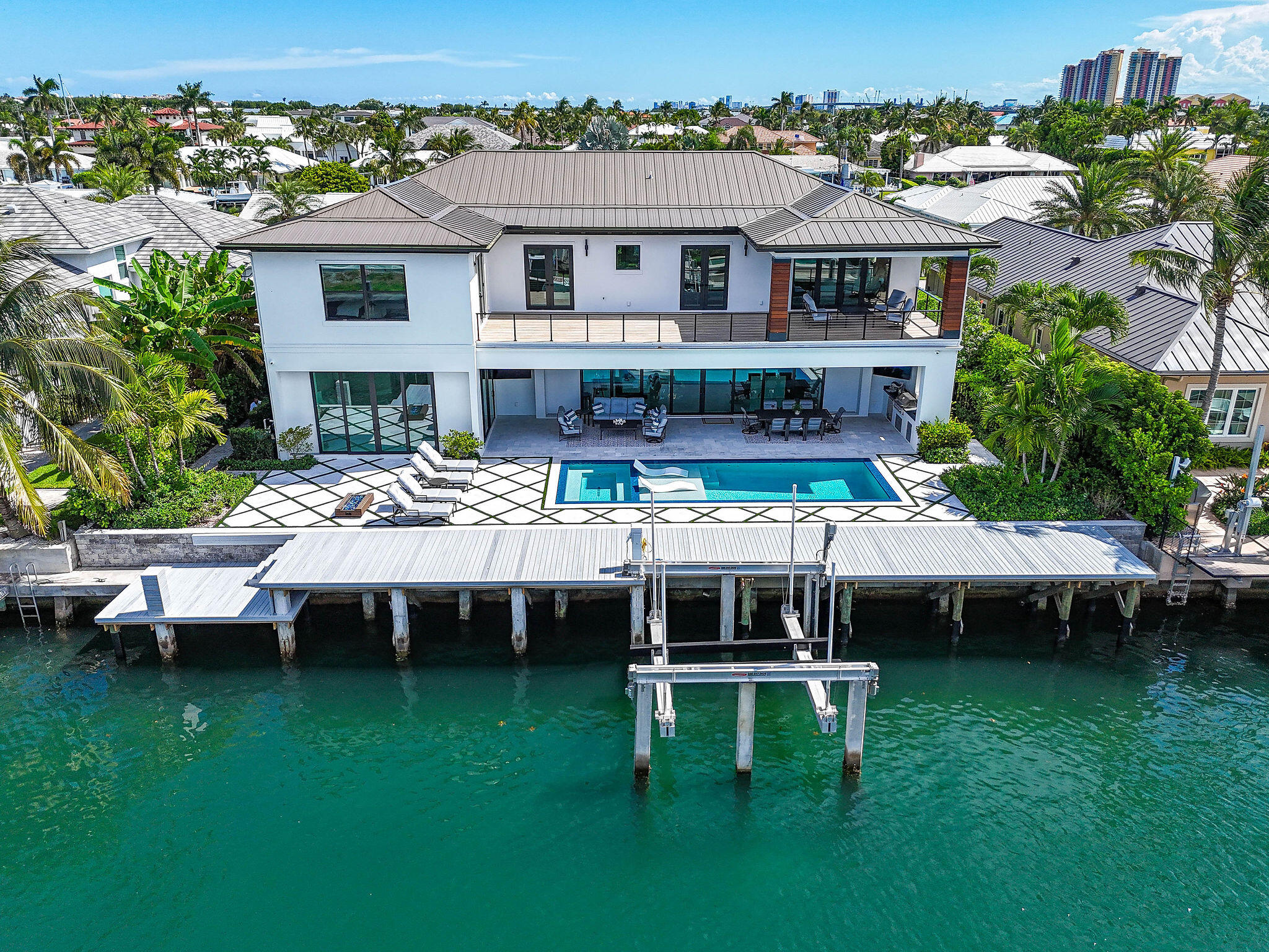 PALM BEACH ISLES 2 - Residential