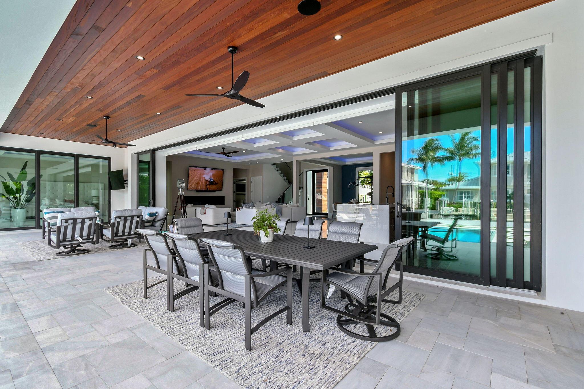 PALM BEACH ISLES 2 - Residential