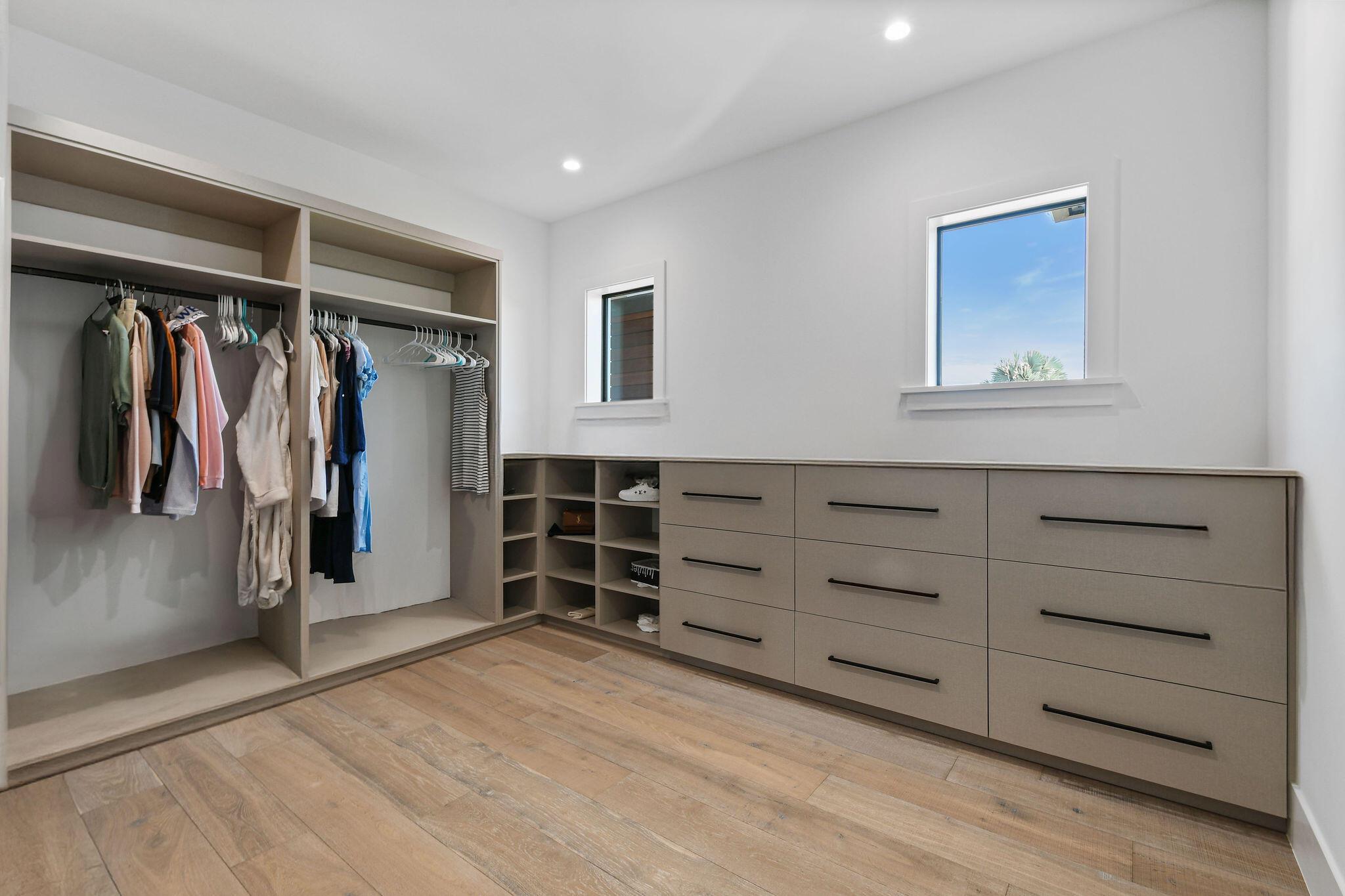 PALM BEACH ISLES 2 - Residential