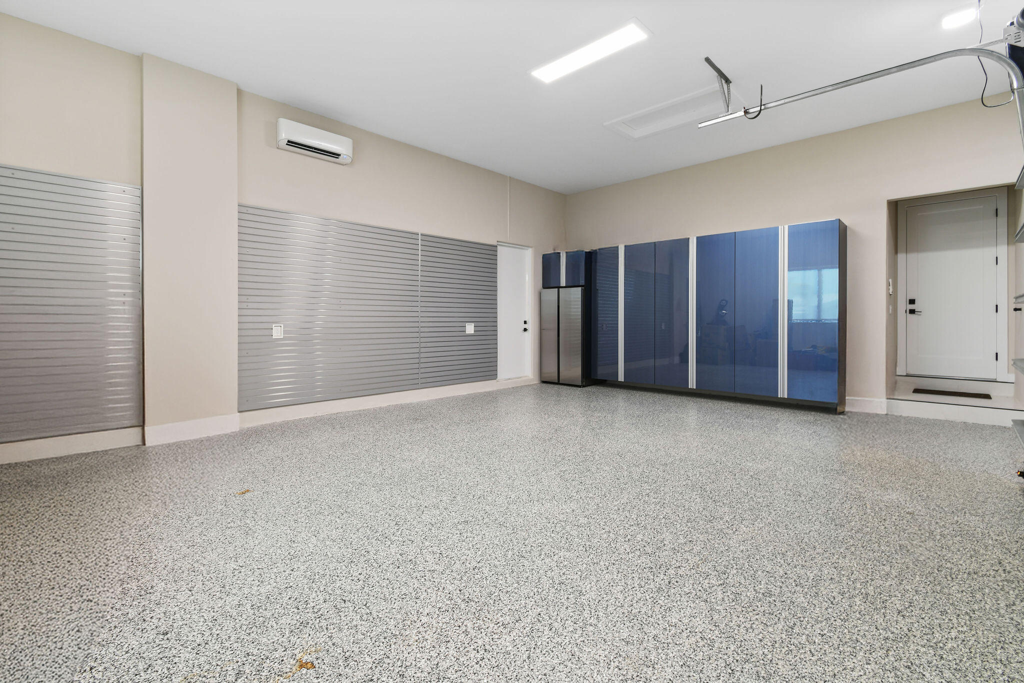 PALM BEACH ISLES 2 - Residential