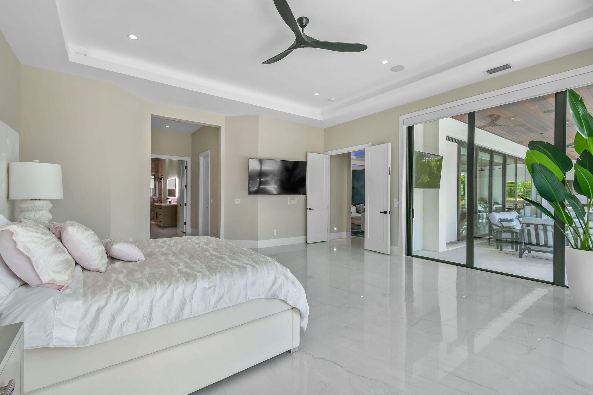 PALM BEACH ISLES 2 - Residential