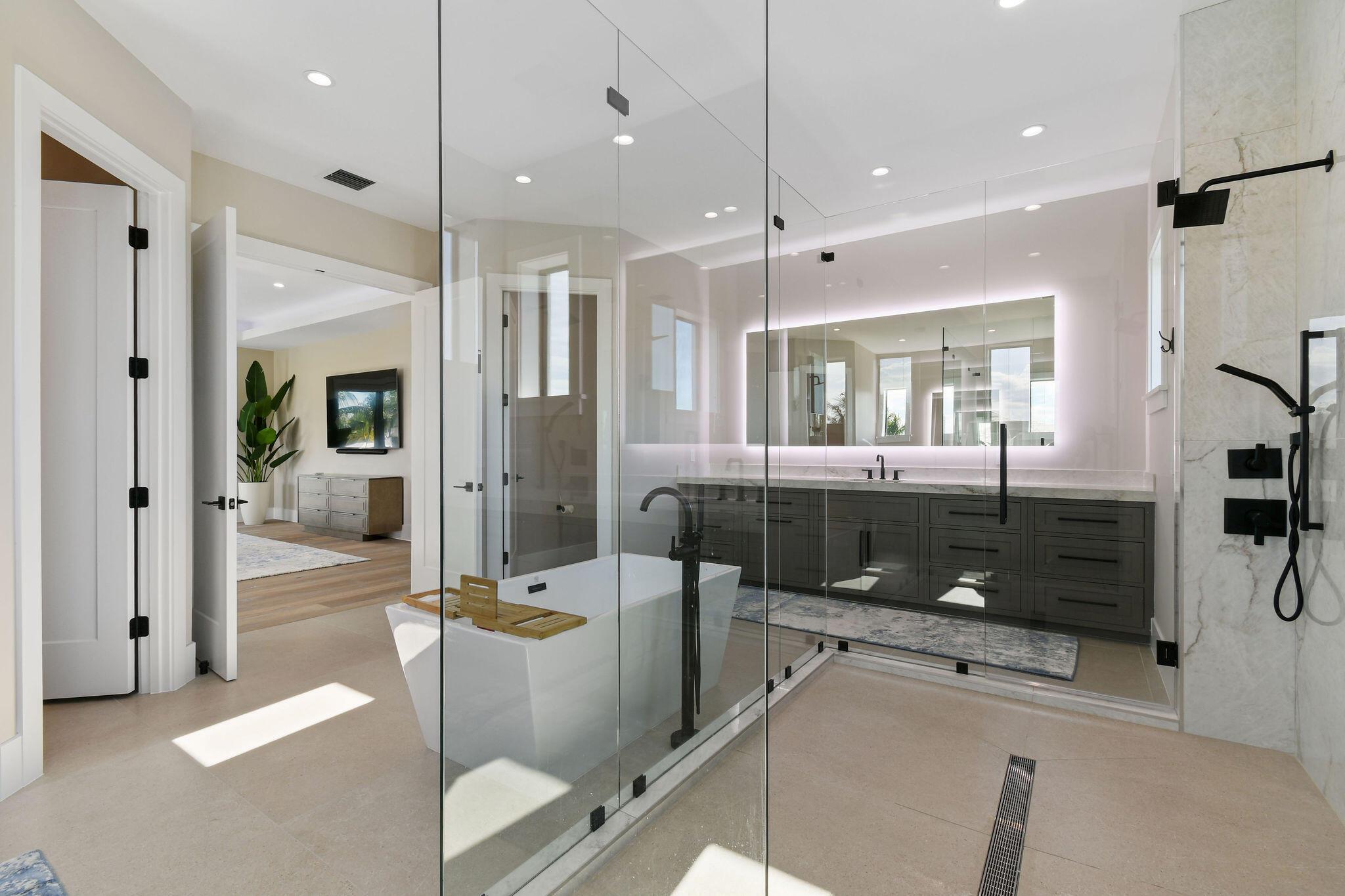 PALM BEACH ISLES 2 - Residential