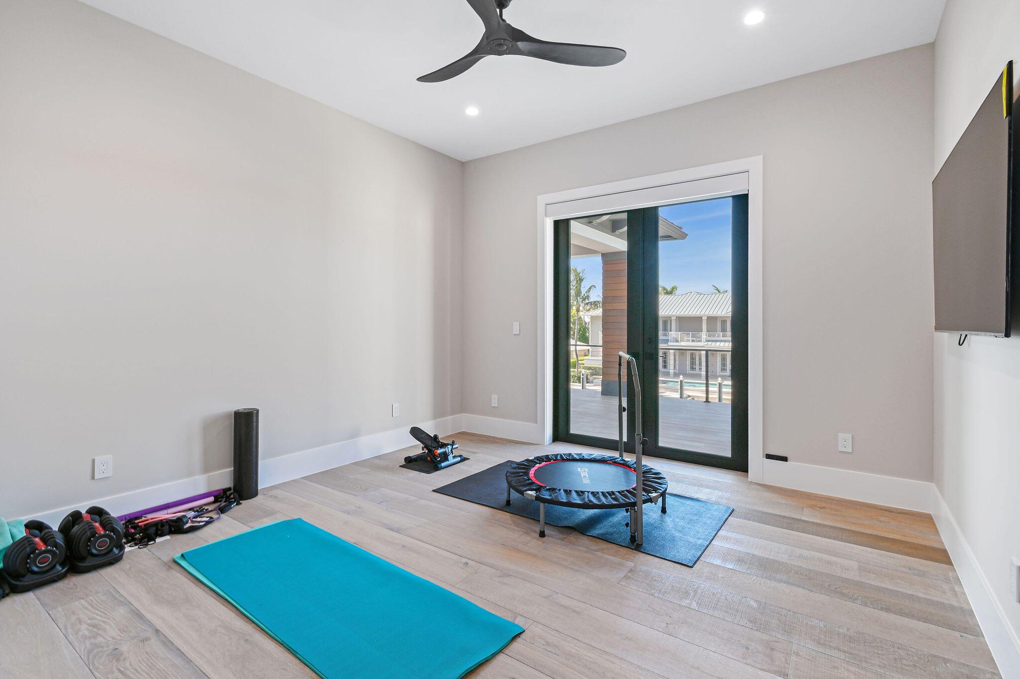 PALM BEACH ISLES 2 - Residential