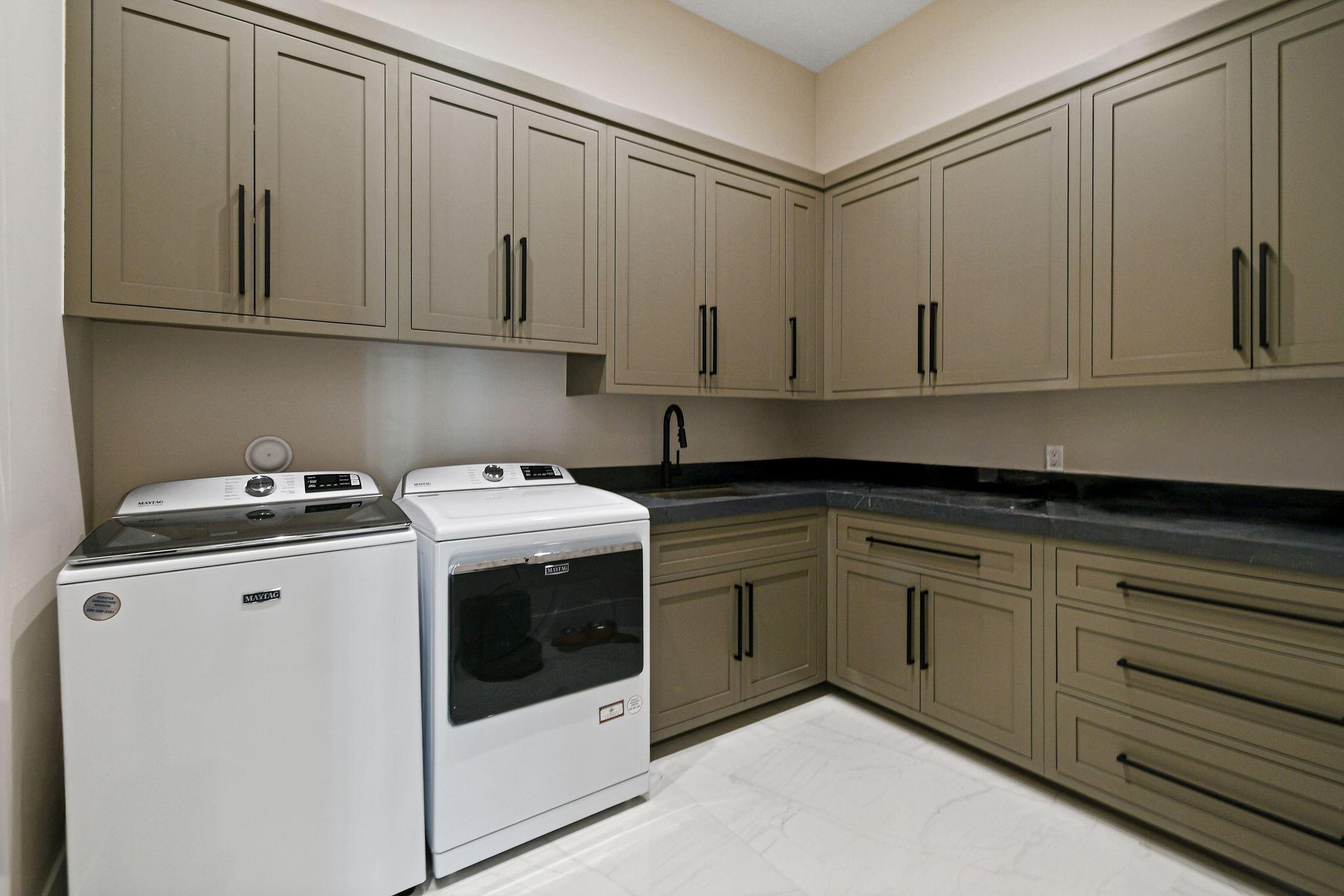 PALM BEACH ISLES 2 - Residential