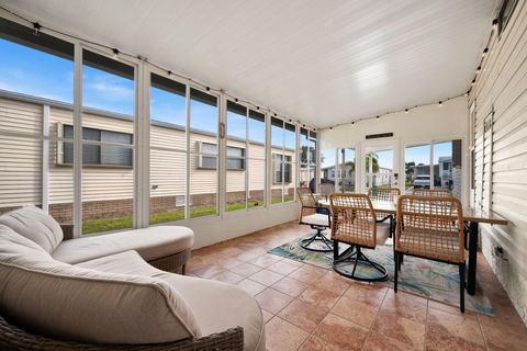 A home in Barefoot Bay