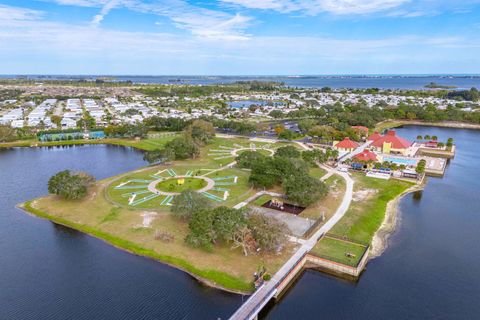 A home in Barefoot Bay