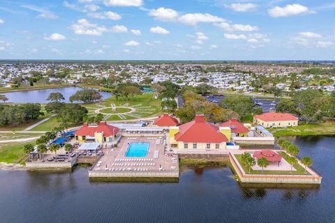 A home in Barefoot Bay