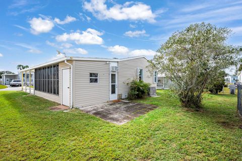 A home in Barefoot Bay