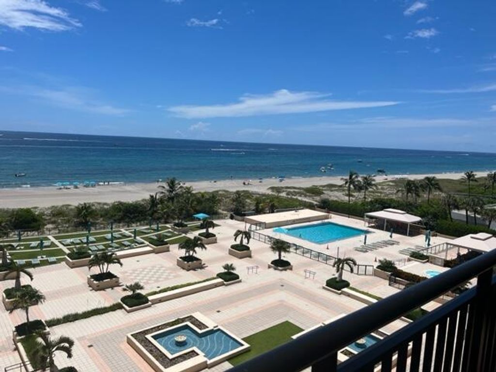 Photo of 2000 S Ocean Boulevard #6 E, Boca Raton, FL 33432 (MLS # R10963406)