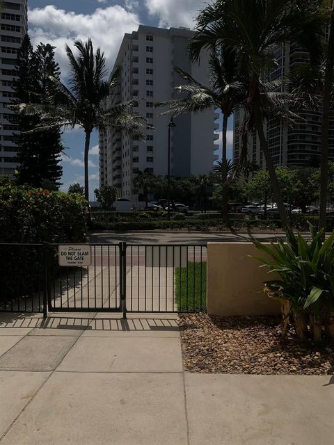 Condominium in Fort Lauderdale FL 4143 Ocean Blvd Blvd.jpg