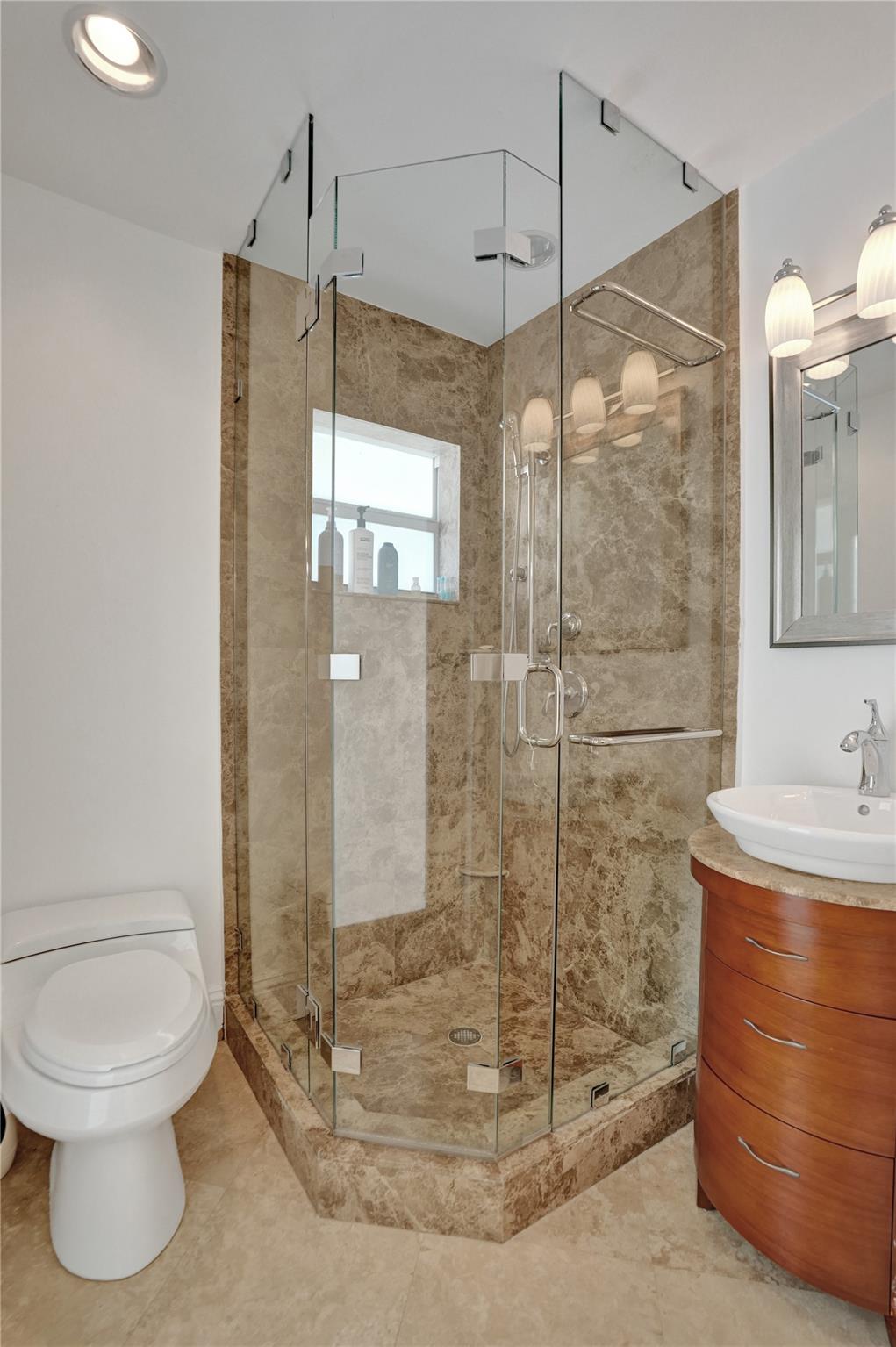 Bel Lido - Residential