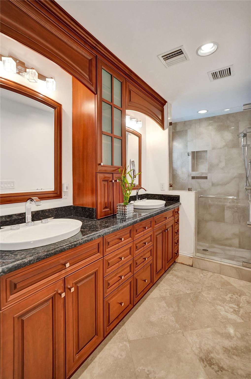 Bel Lido - Residential