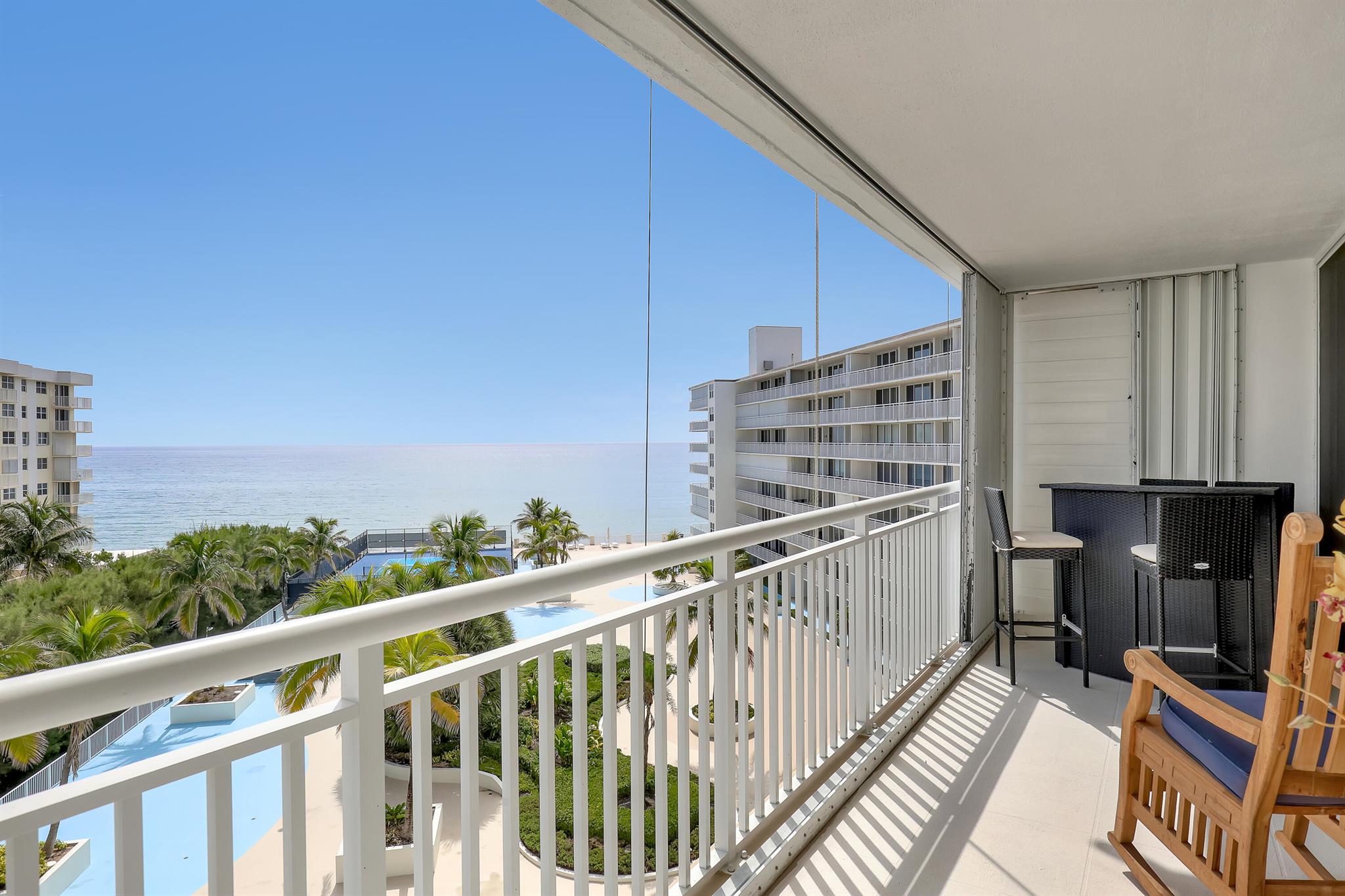 BARCLAY CONDO - Residential Lease