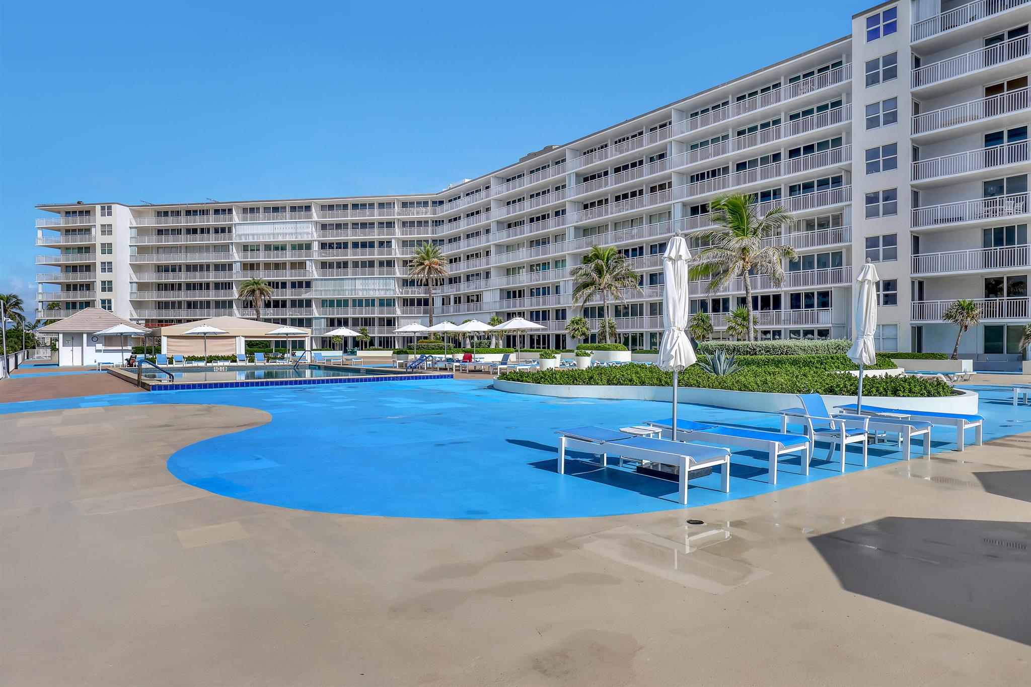BARCLAY CONDO - Residential Lease