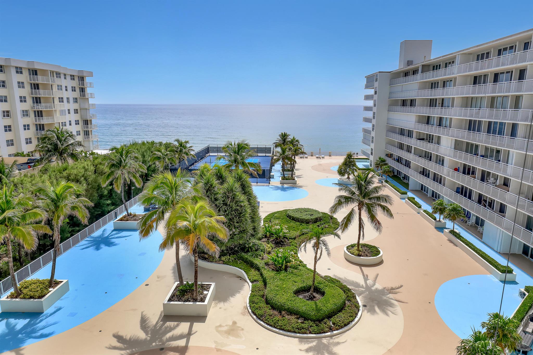 BARCLAY CONDO - Residential Lease