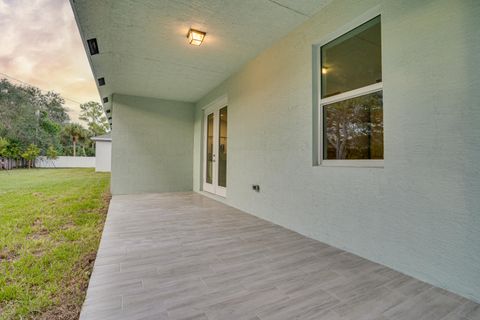 A home in Port St Lucie