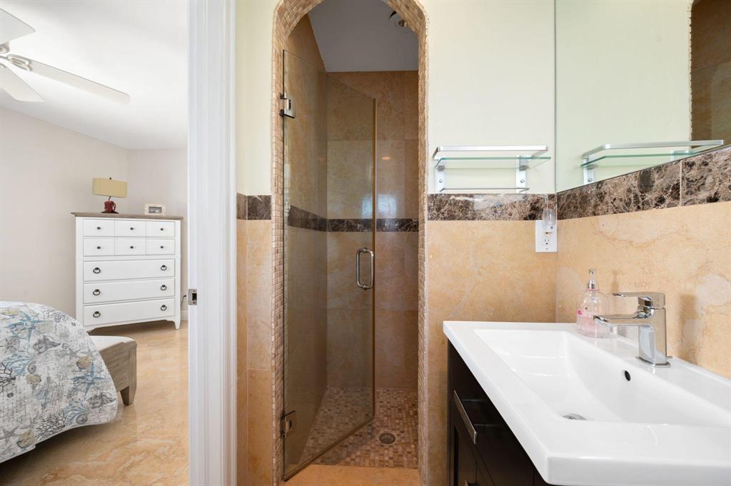 VEROMAR SUB - Residential