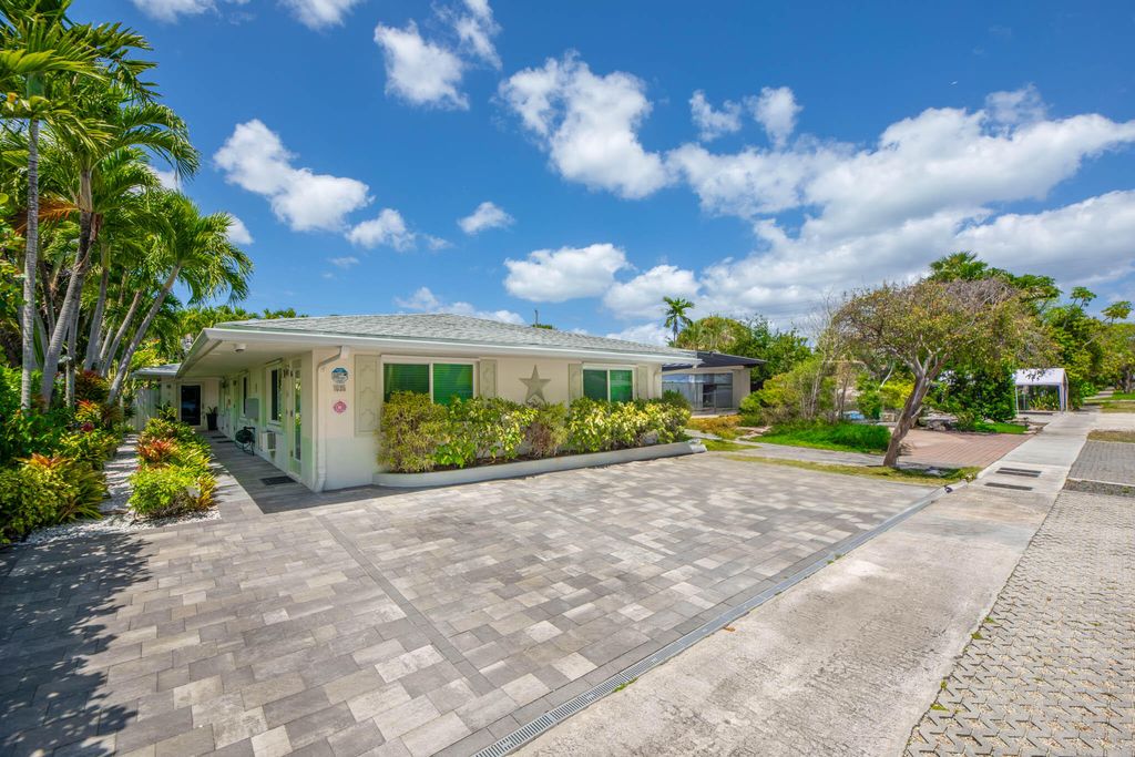 Photo of 1635 NE 5th Court #C, Fort Lauderdale, FL 33301 (MLS # B26018766)