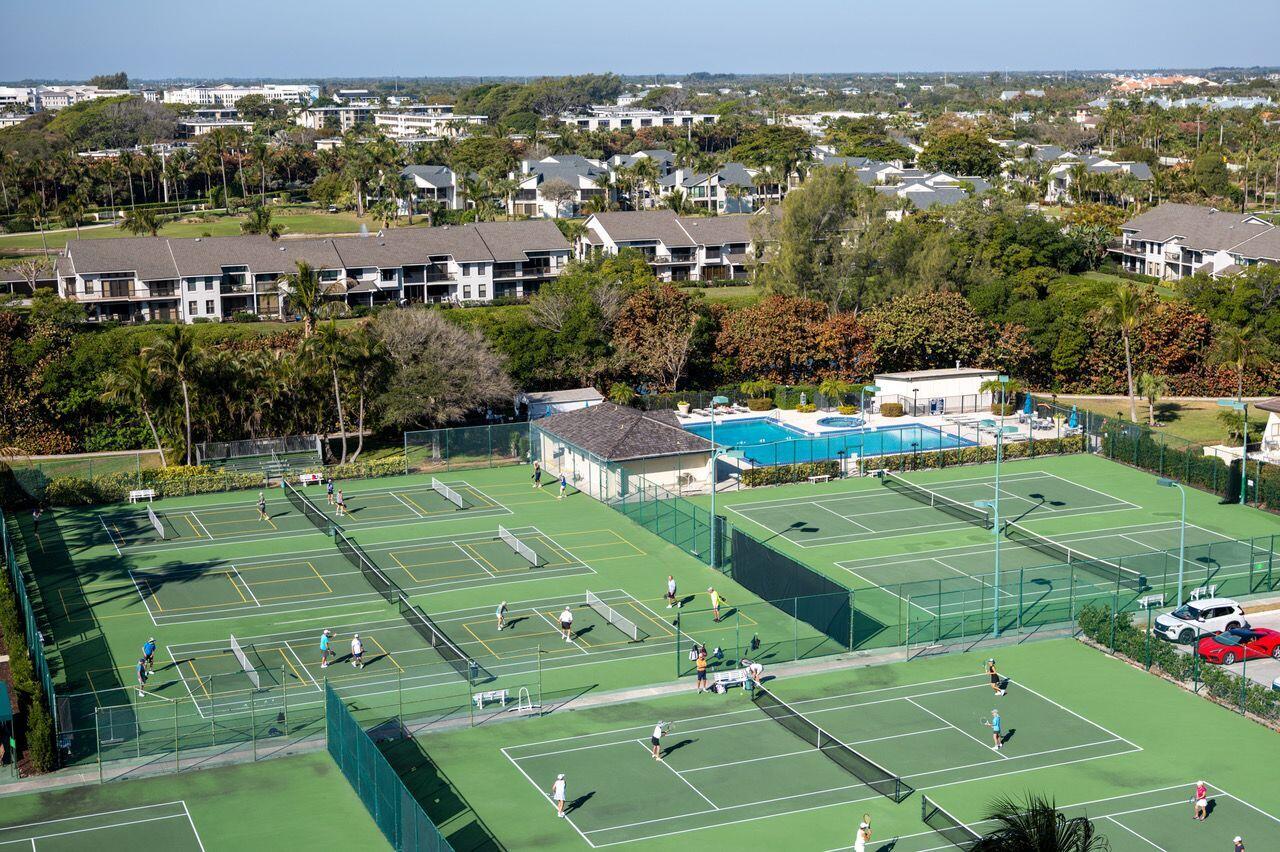 OCEAN TRAIL CONDO I - Residential