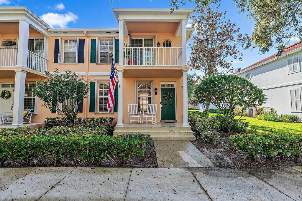 Photo of 109 Waterford Drive, Jupiter, FL 33458 (MLS # R10924159)