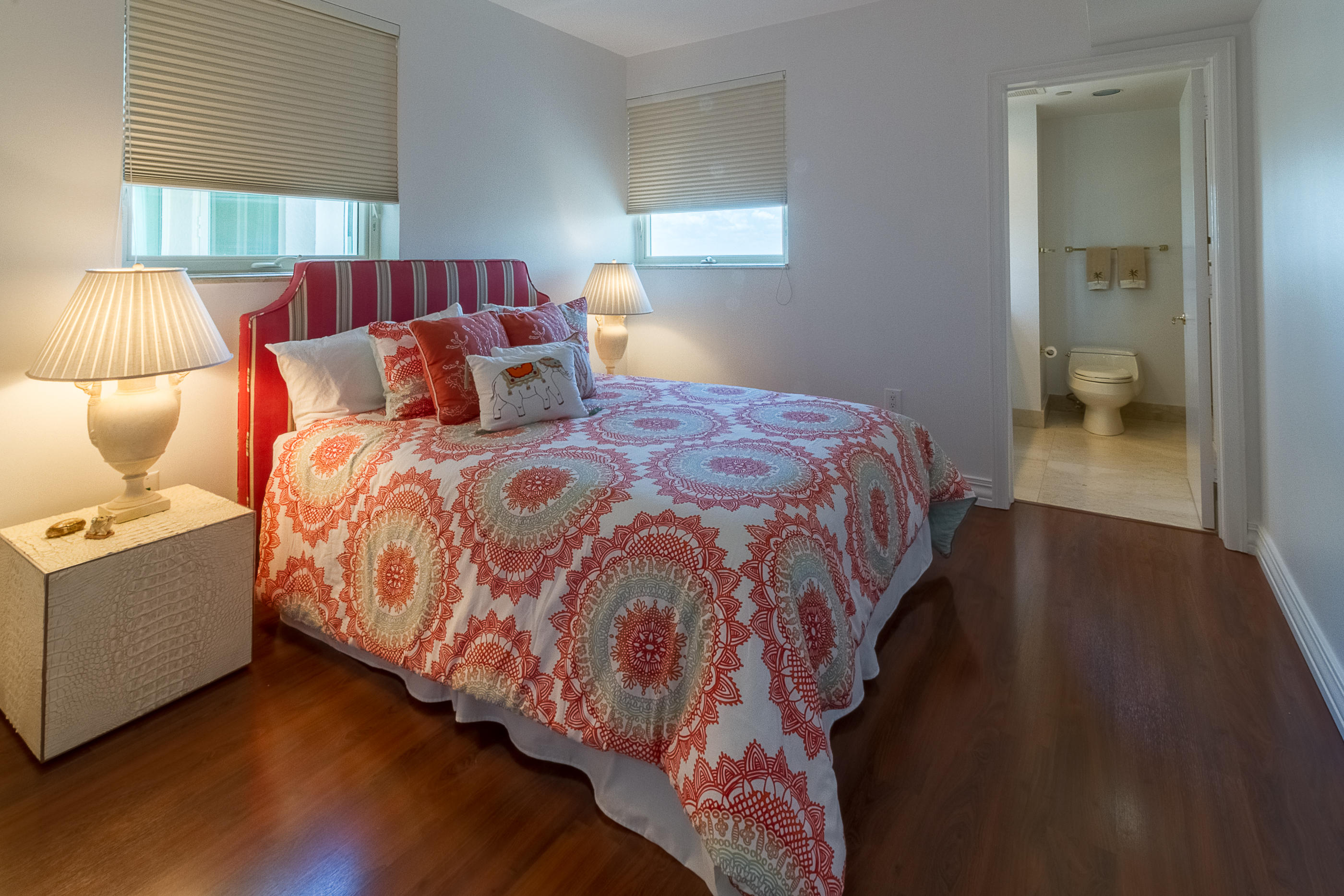 PRESIDENTIAL PLACE - Residential