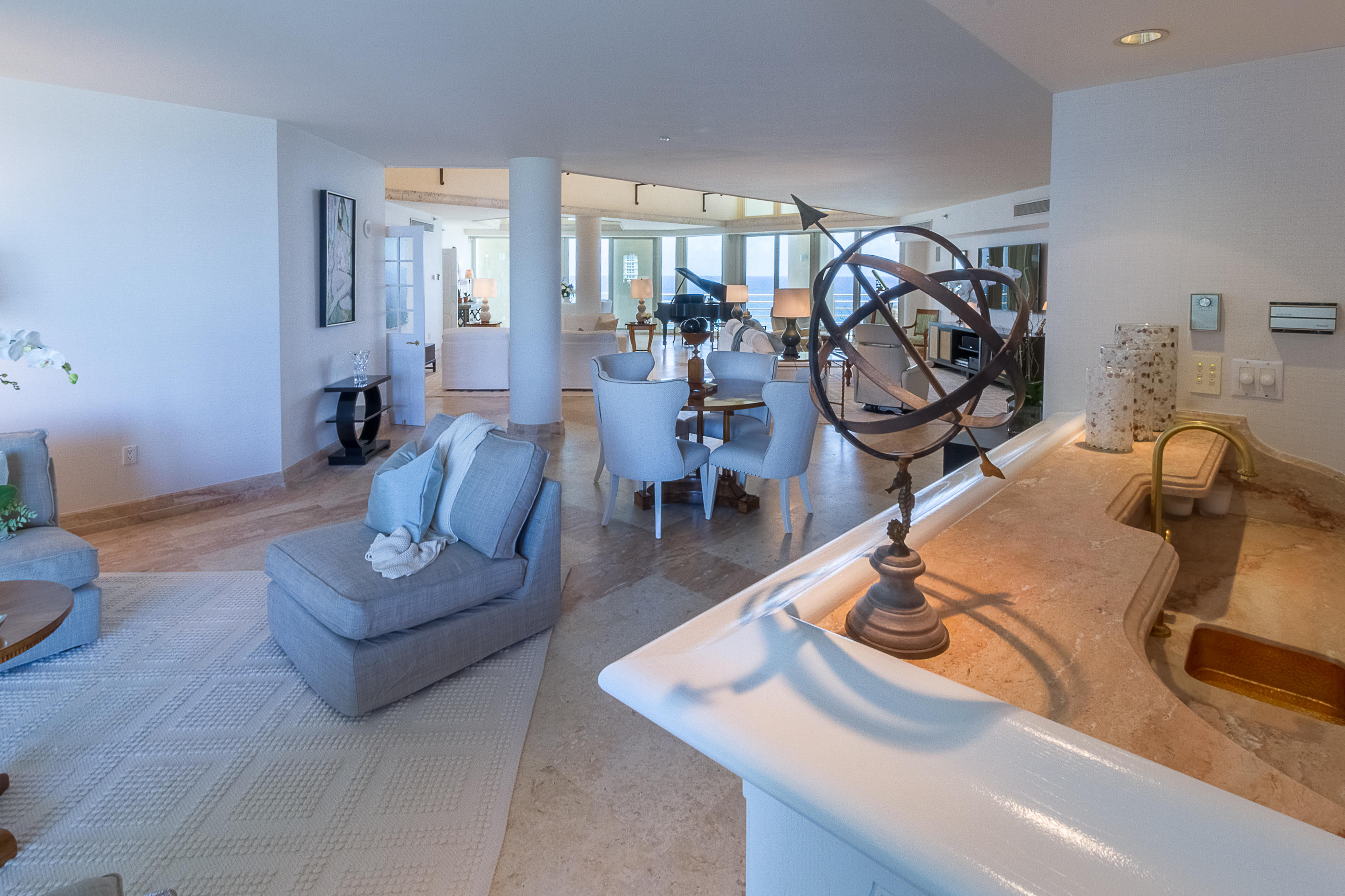 PRESIDENTIAL PLACE - Residential