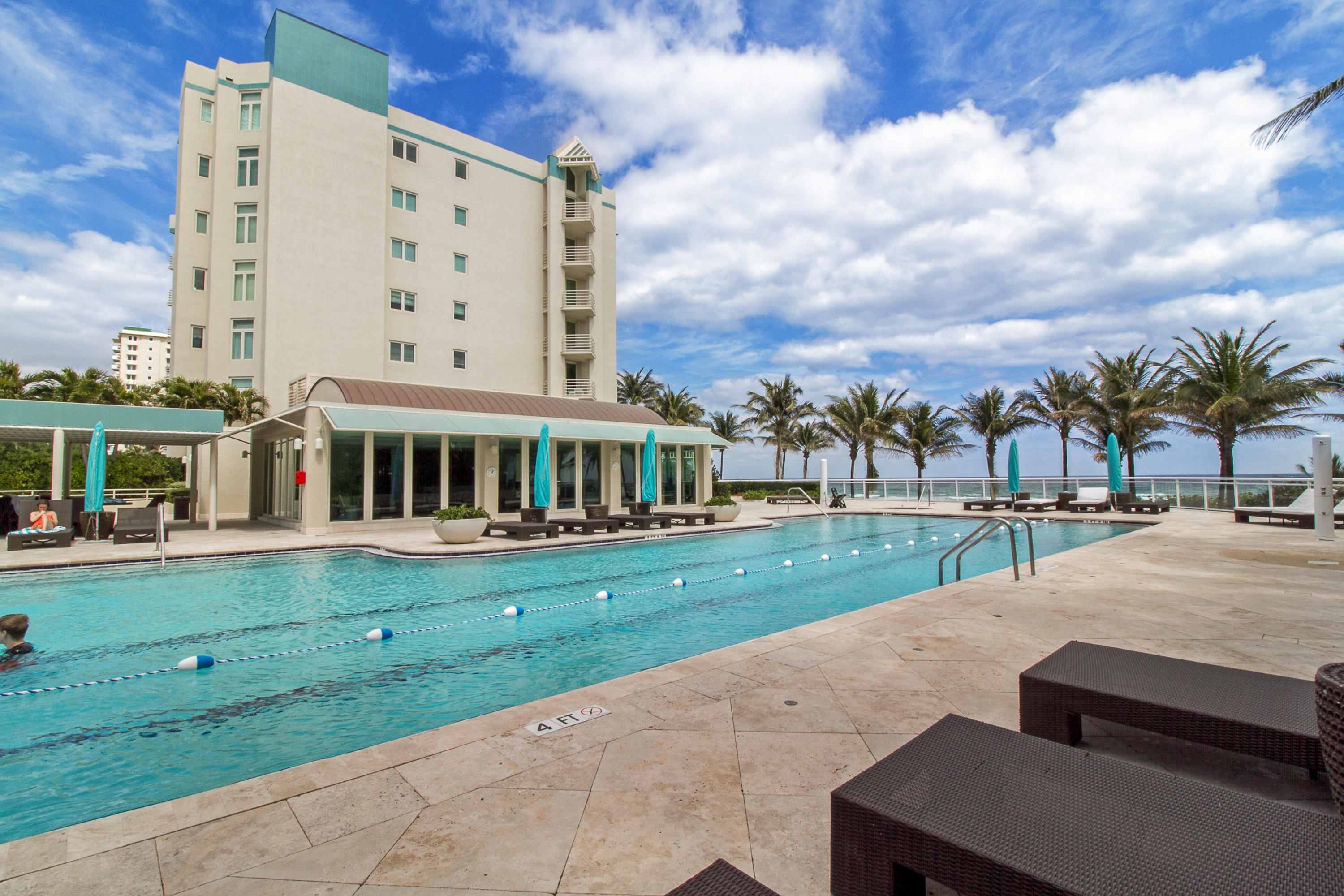 PRESIDENTIAL PLACE - Residential