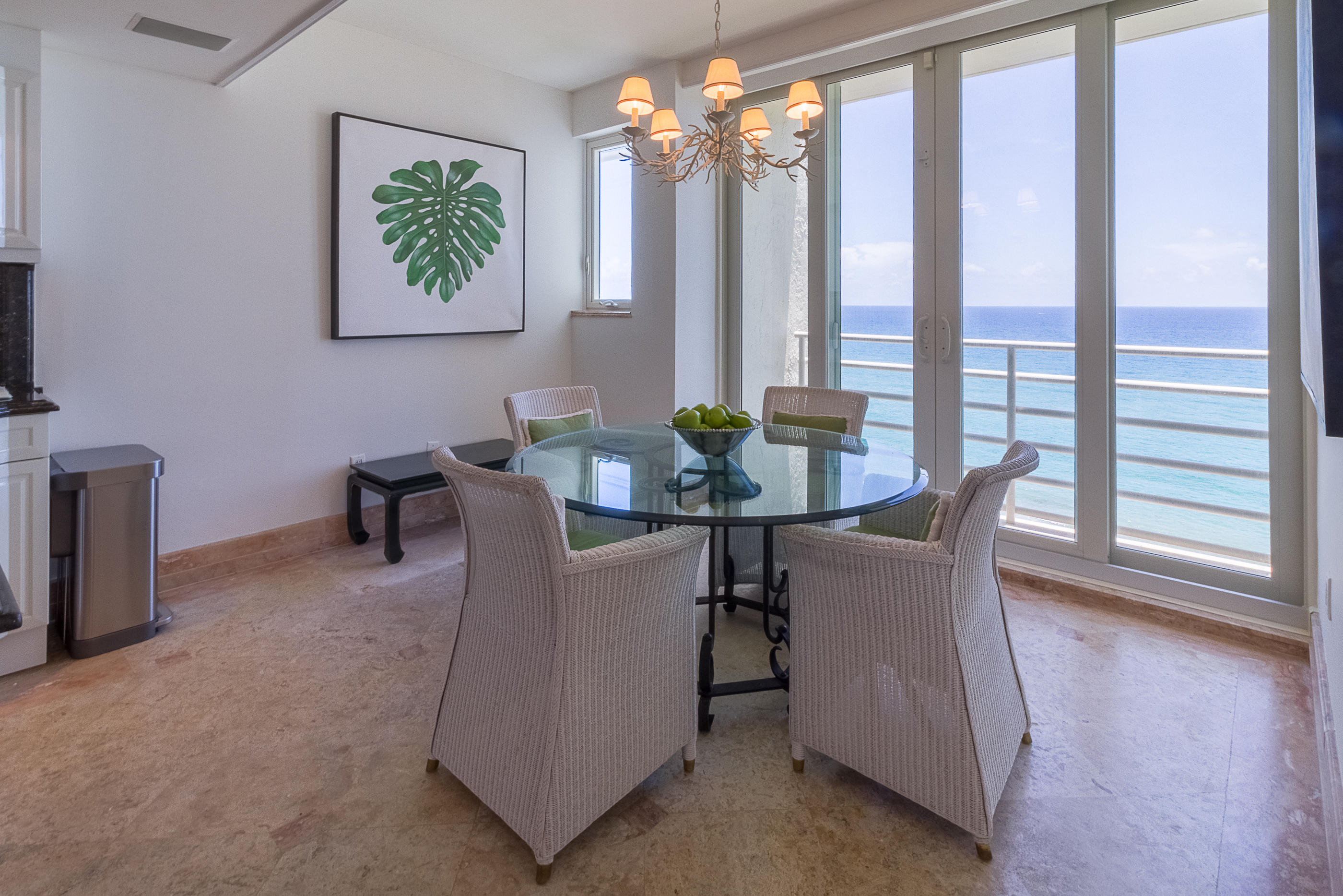 PRESIDENTIAL PLACE - Residential