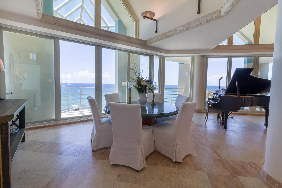 PRESIDENTIAL PLACE - Residential