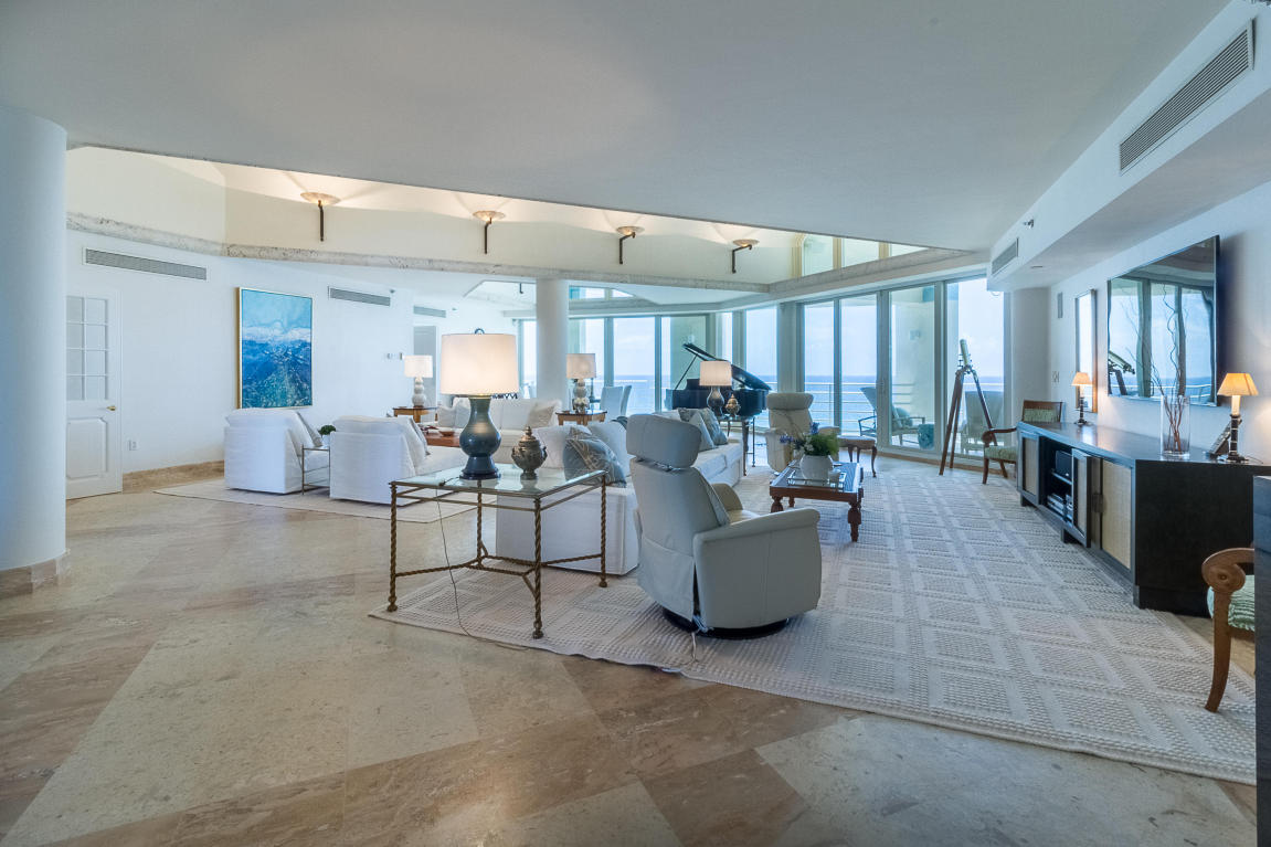 PRESIDENTIAL PLACE - Residential