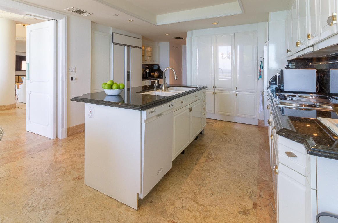 PRESIDENTIAL PLACE - Residential