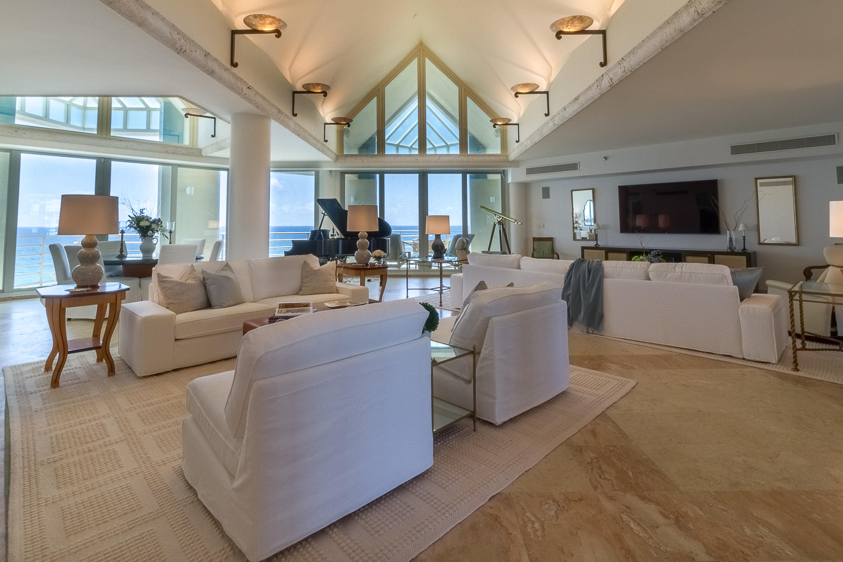 PRESIDENTIAL PLACE - Residential