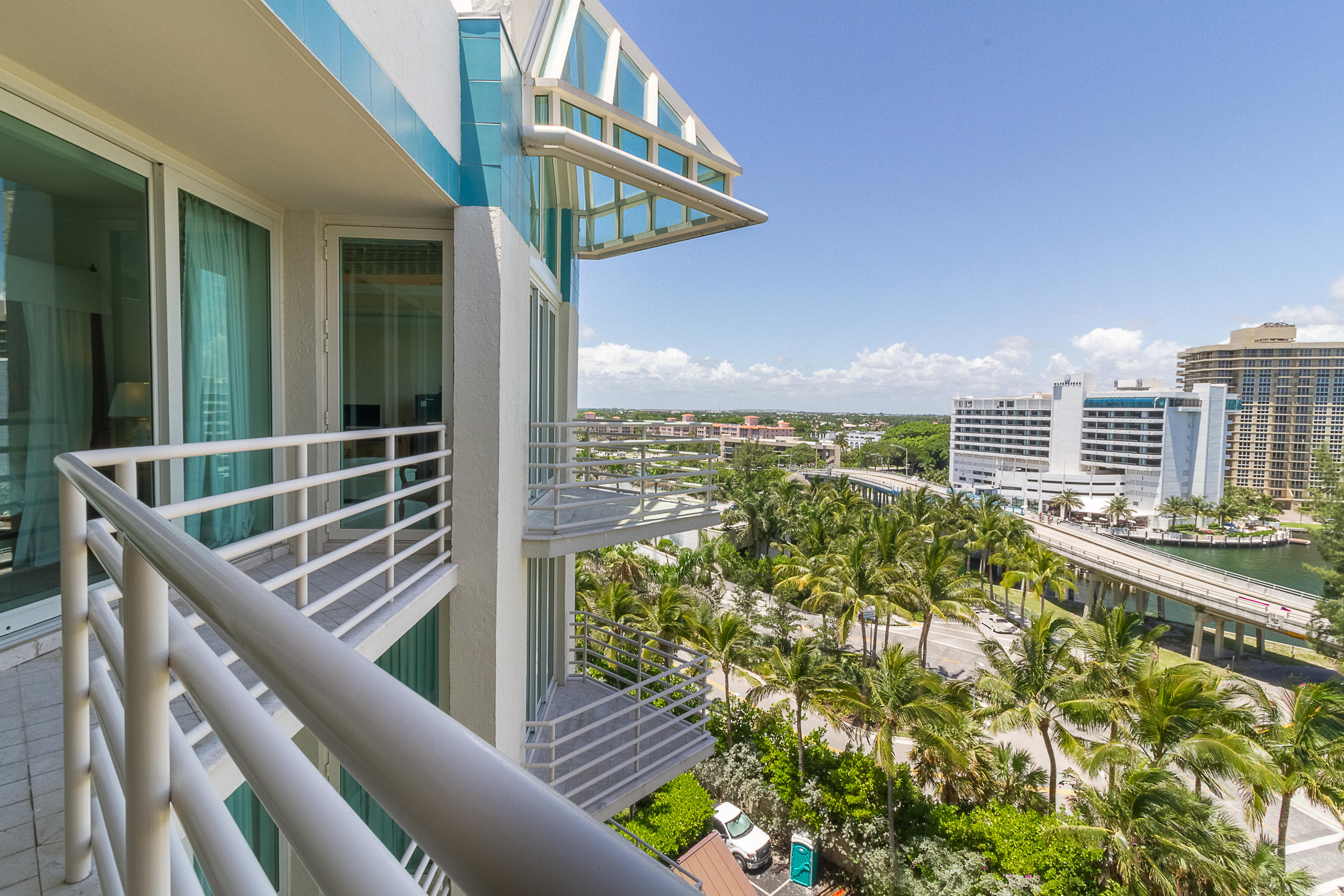 PRESIDENTIAL PLACE - Residential