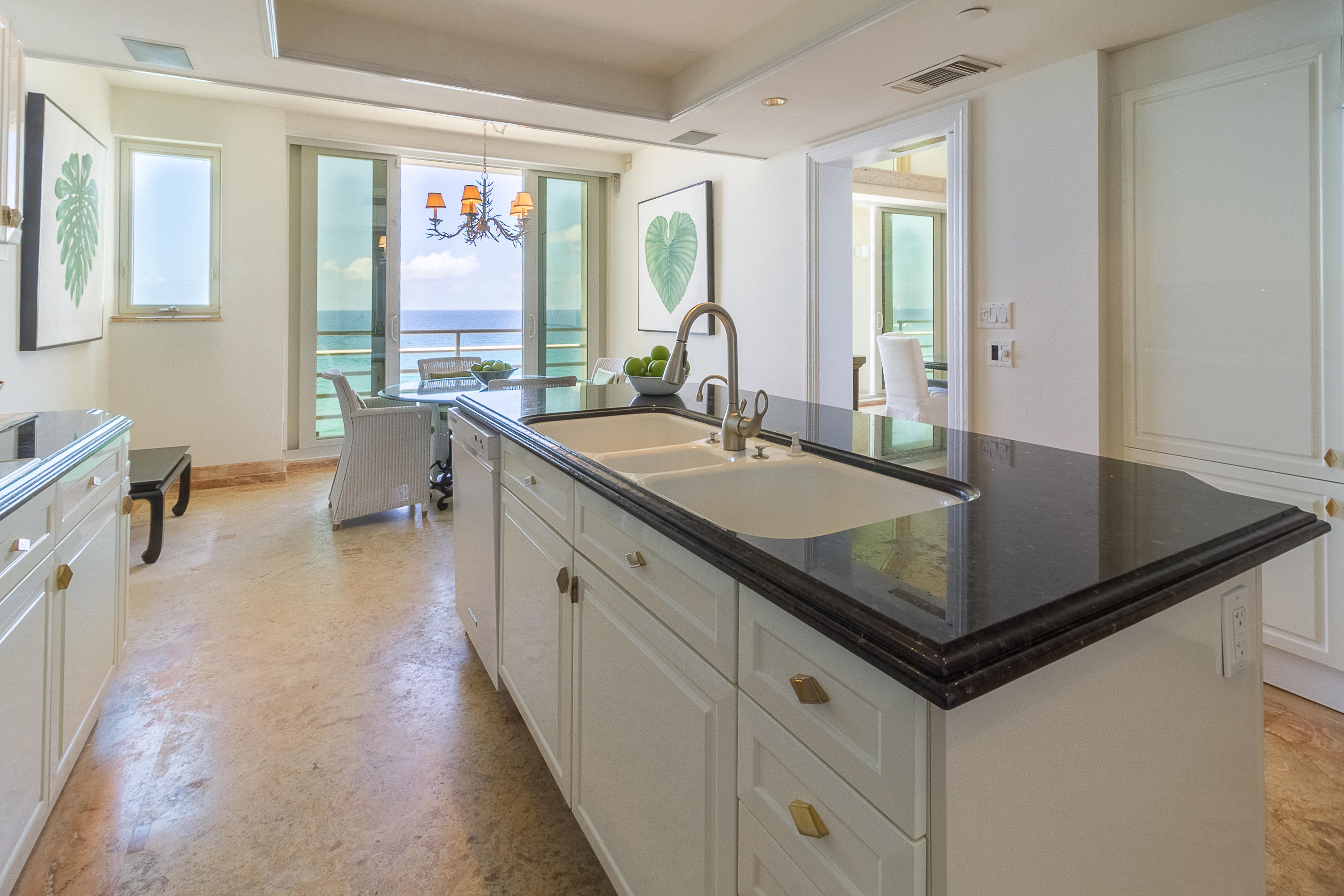 PRESIDENTIAL PLACE - Residential