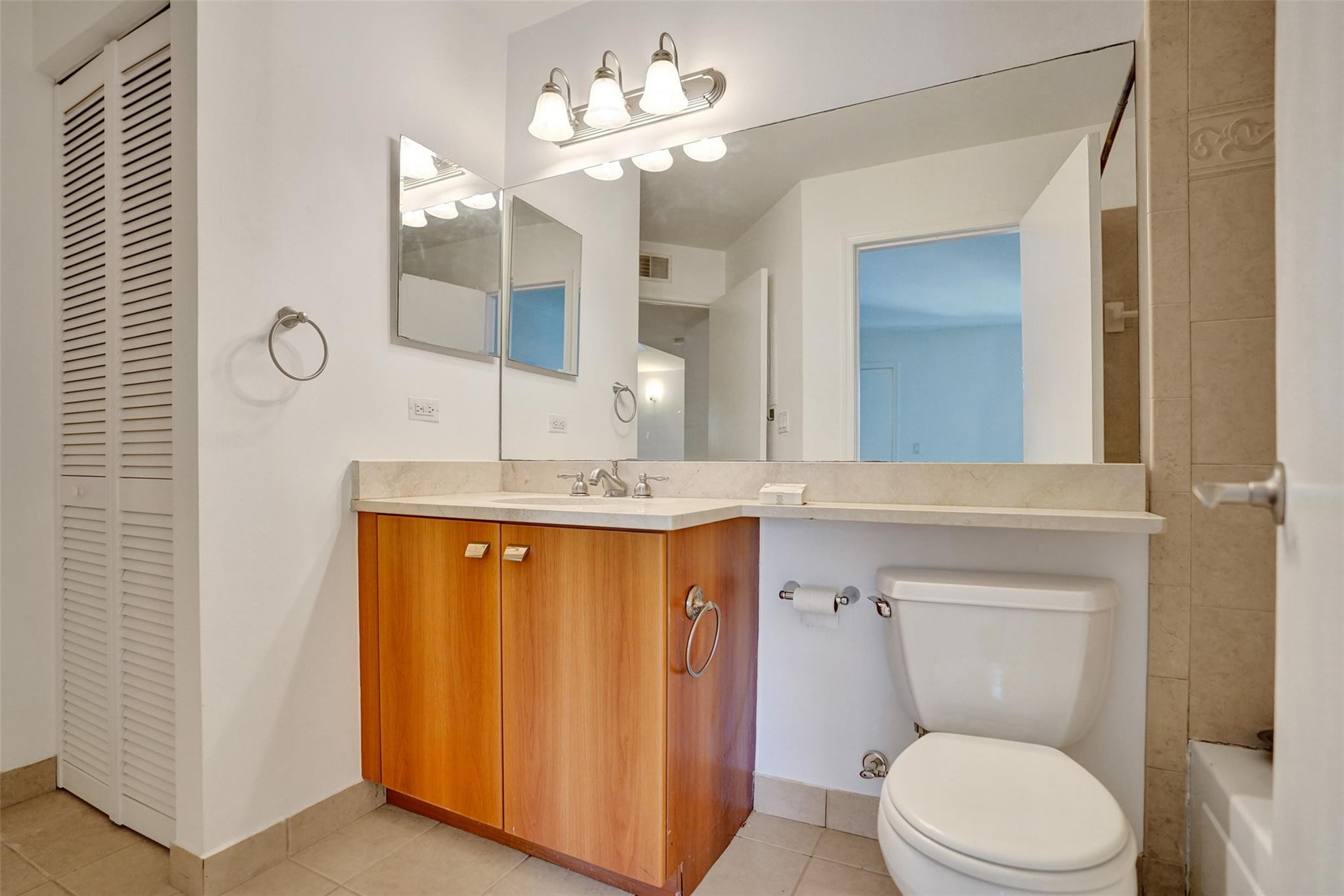 BAHIA AT DELRAY CONDO - Residential