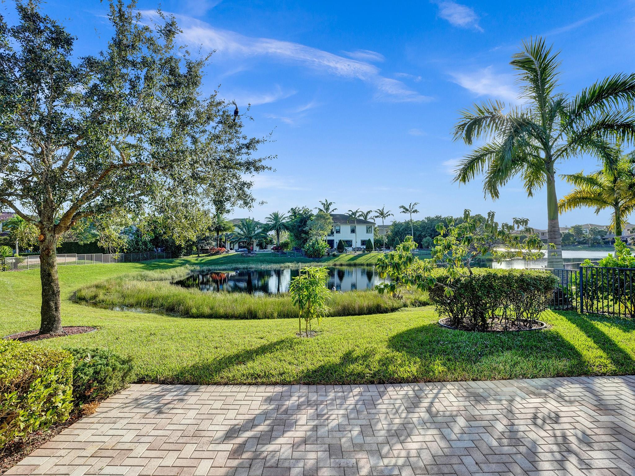 Parkland Golf & Country C - Residential